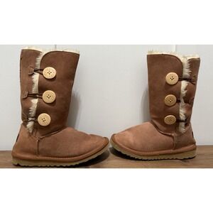 UGG Australia Bailey Button Triplet II Chestnut 6 Sherling Lined UK 4.5 clean